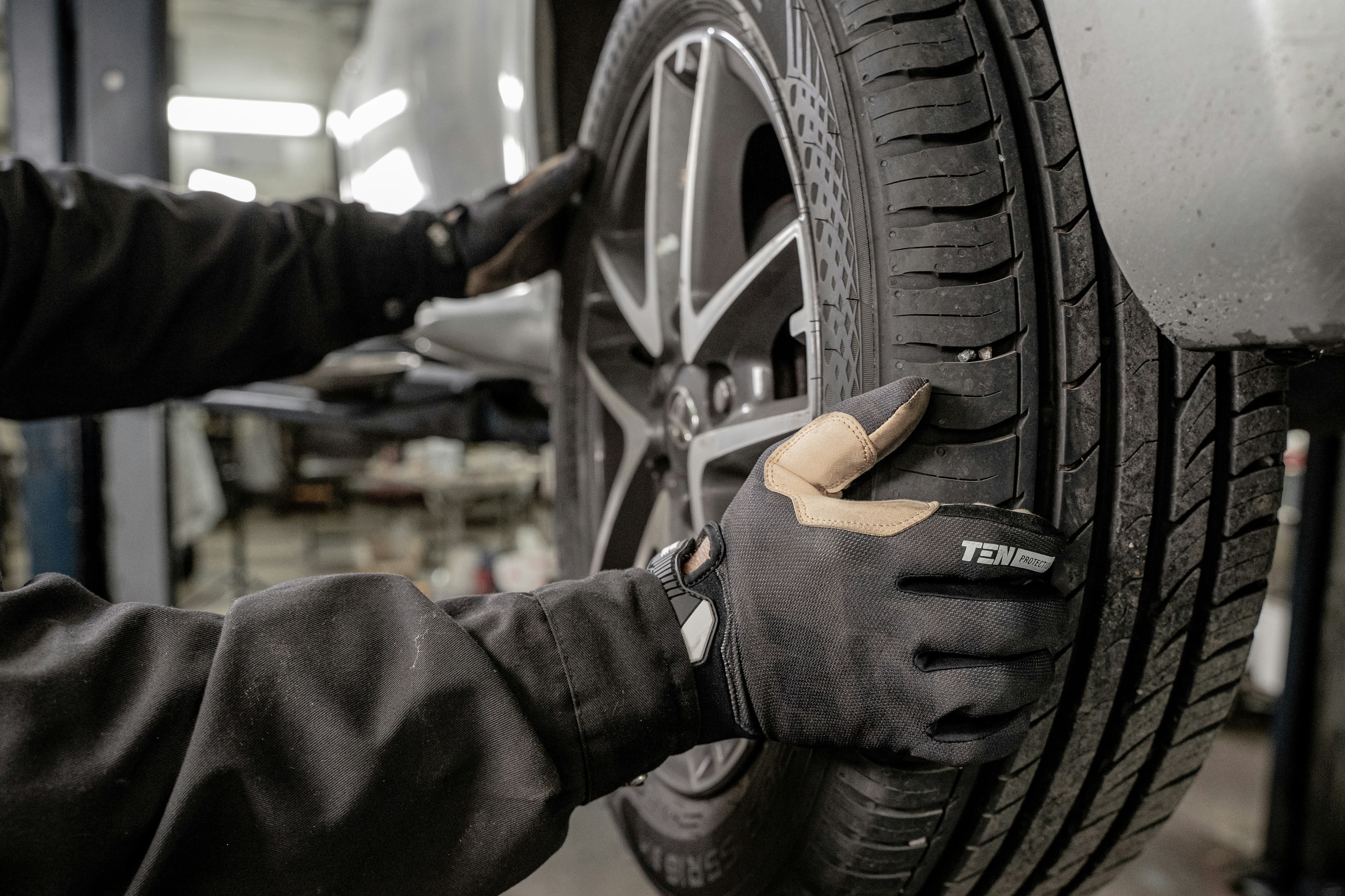 A & B Automotive Team repair shop